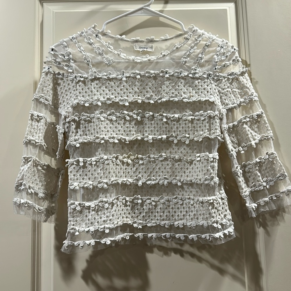 Freeway womens Lace eyelet rhinestone sheer mesh appliqué crop top 3/4 size S